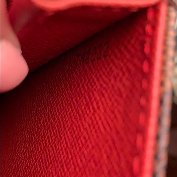 LOUIS VUITTON Damier Ebene Tribeca Mini - Picture 3 of 4